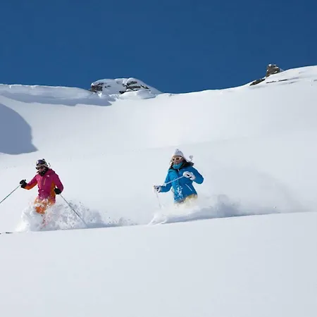 - Cosy Duplex Avec Vue Silveralp 682 아파트